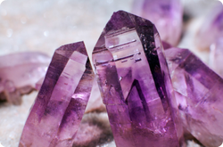 Amethyst Crystal, Connecting with the power of crystals to awaken to your Oneness with Source